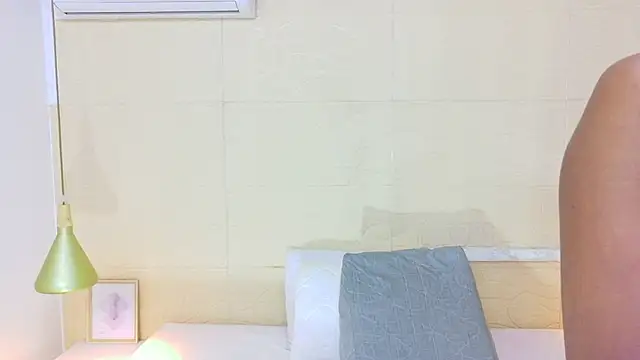 Chocolatte bar online show from 4, 11, 2025