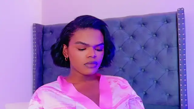 CamiEstrada online show from 11, 9, 2025