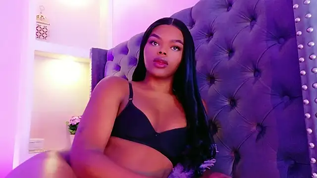 CamiEstrada online show from 10, 2, 2026