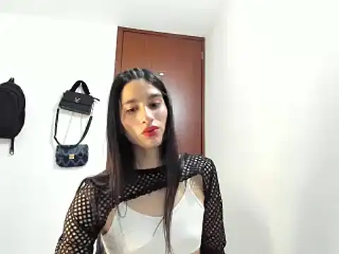 Safiro Queen online show from 19, 1, 2025