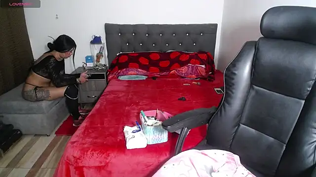 girl naugthy online show from 14, 10, 2025