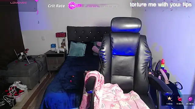 girl naugthy online show from 1, 12, 2025