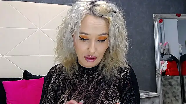 IssaSmith online show from 16, 1, 2026