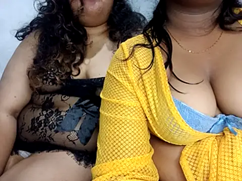 Snapshot of princesslesbi chatting on 2, 11, 2025 princesslesbi online show from 2, 11, 2025