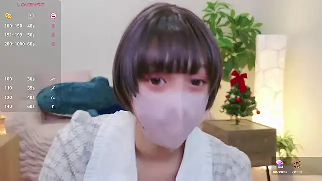 Snapshot of cohaku_329 chatting on 17, 12, 2024 cohaku 329 online show from 17, 12, 2024