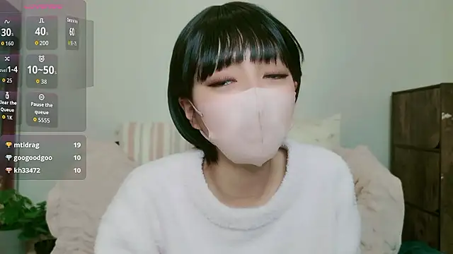 Snapshot of cohaku_329 chatting on 4, 12, 2025 cohaku 329 online show from 4, 12, 2025