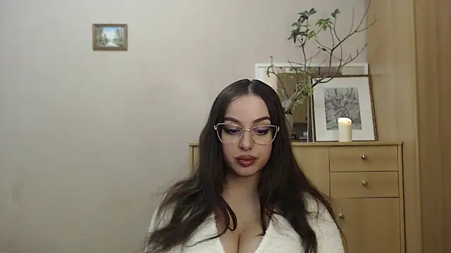 Snapshot of courtneyPerfect chatting on 2, 3, 2025 courtneyPerfect online show from 2, 3, 2025