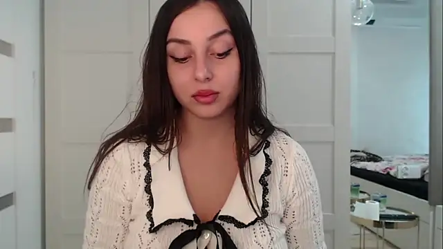 Snapshot of courtneyPerfect chatting on 10, 10, 2025 courtneyPerfect online show from 10, 10, 2025