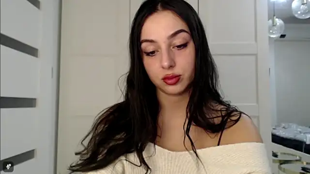 courtneyPerfect online show from 15, 12, 2025