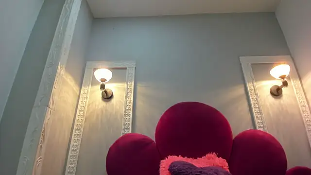 Ambber moon online show from 29, 10, 2025