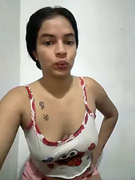 SaraMilan online show from 12, 7, 2026