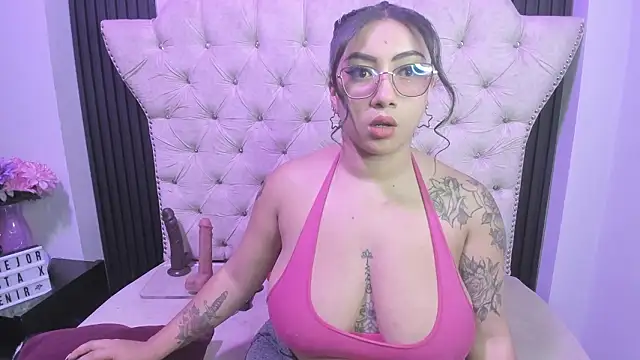Sexy cristall  online show from 9, 3, 2026