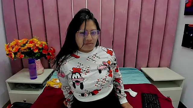 Snapshot of Miaa_Smiith_ chatting on 25, 9, 2025 Miaa Smiith online show from 25, 9, 2025