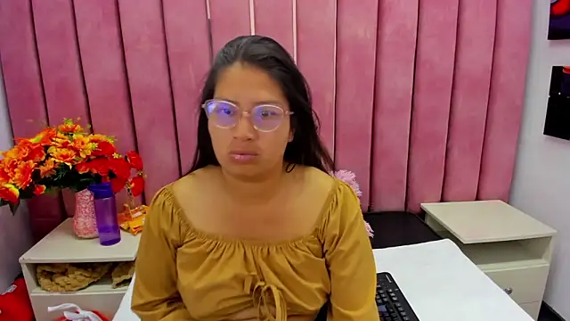 Snapshot of Miaa_Smiith_ chatting on 18, 9, 2025 Miaa Smiith online show from 18, 9, 2025