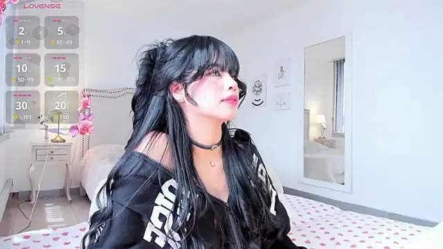 HannaKim online show from 14, 11, 2025