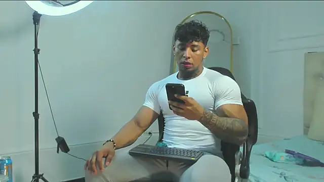 bradley smith online show from 19, 10, 2025