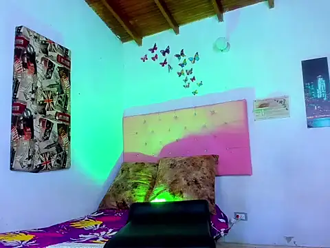 Ambarhilton online show from 30, 10, 2025