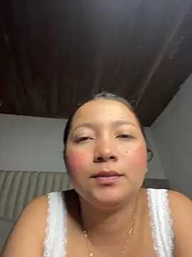 queen angelique online show from 10, 4, 2026