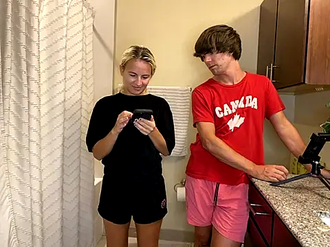 girlfriendmissy online show from 24, 9, 2025