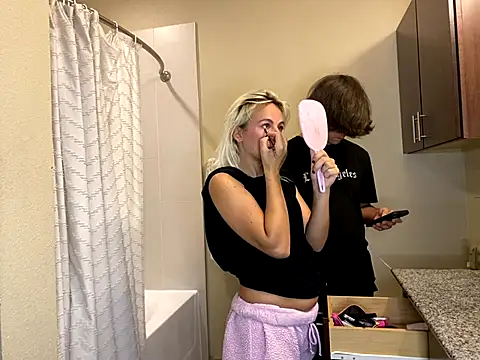 girlfriendmissy online show from 13, 9, 2025