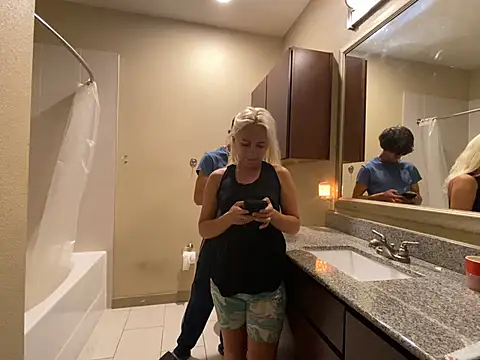 girlfriendmissy online show from 16, 3, 2025