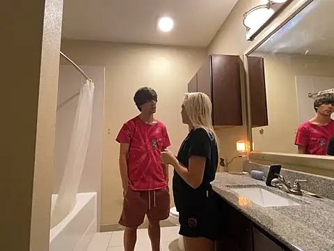 girlfriendmissy online show from 5, 3, 2025