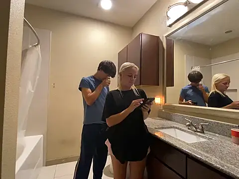 girlfriendmissy online show from 15, 3, 2025