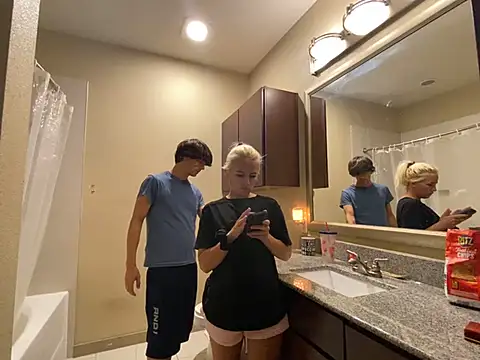 girlfriendmissy online show from 16, 3, 2025