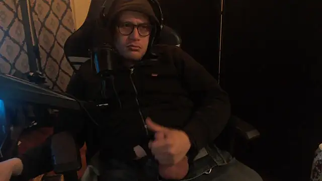 chicostick413 online show from 6, 2, 2026