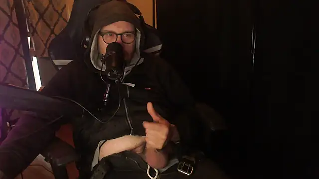 chicostick413 online show from 12, 3, 2026