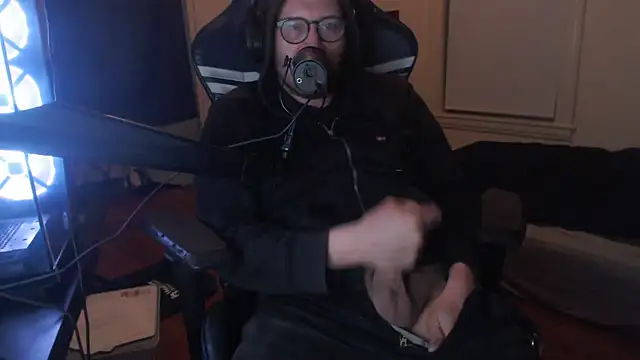 chicostick413 online show from 23, 9, 2025