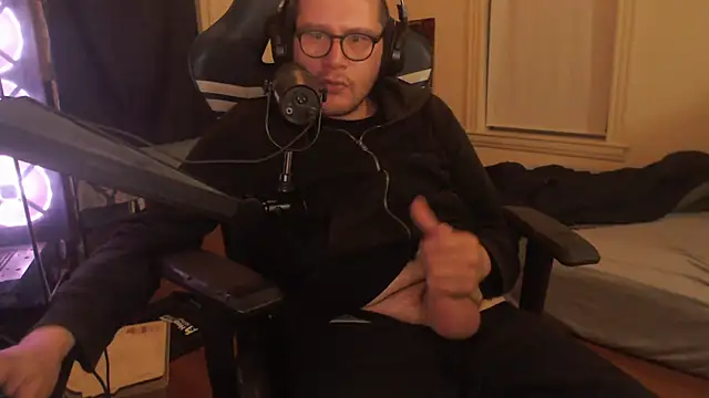 chicostick413 online show from 21, 9, 2025