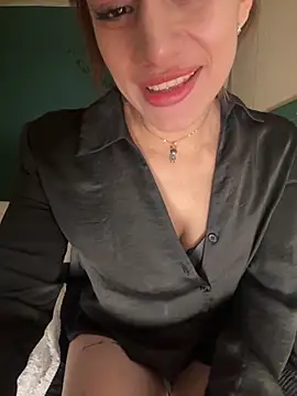 Snapshot of Bckystonee chatting on 4, 10, 2025 Bckystonee online show from 4, 10, 2025