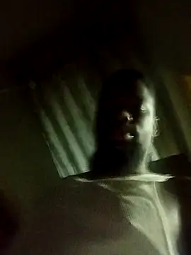 Snapshot of Chocolate_factory_man chatting on 6, 10, 2025 Chocolate factory man online show from 6, 10, 2025