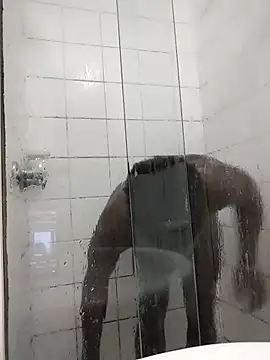 Snapshot of Chocolate_factory_man chatting on 28, 11, 2025 Chocolate factory man online show from 28, 11, 2025