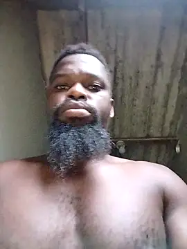 Snapshot of Chocolate_factory_man chatting on 6, 11, 2025 Chocolate factory man online show from 6, 11, 2025