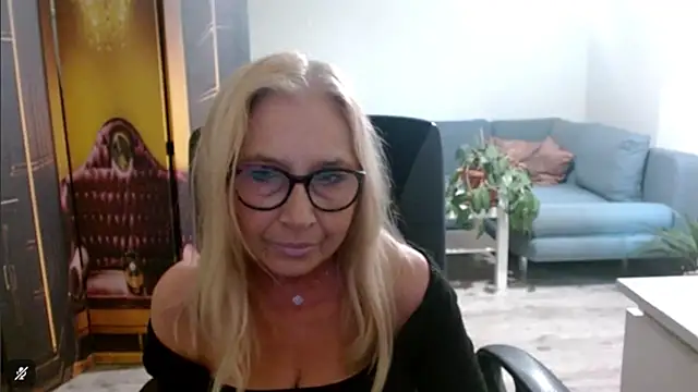 sofia xkiss online show from 5, 11, 2025