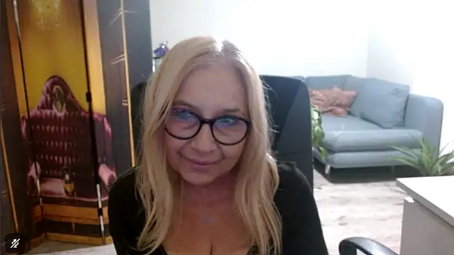 sofia xkiss online show from 19, 11, 2025