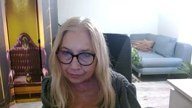 sofia xkiss online show from 9, 11, 2025