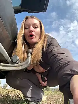 Snapshot of justmila chatting on 20, 10, 2025 justmila online show from 20, 10, 2025