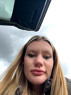 Snapshot of justmila chatting on 12, 10, 2025 justmila online show from 12, 10, 2025