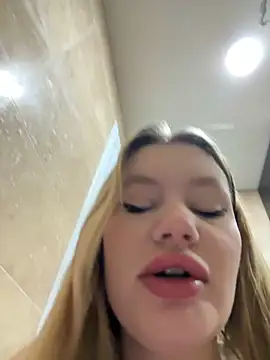 Snapshot of justmila chatting on 1, 11, 2025 justmila online show from 1, 11, 2025