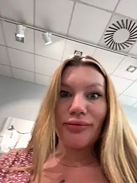 Snapshot of justmila chatting on 11, 9, 2025 justmila online show from 11, 9, 2025