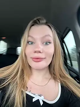 Snapshot of justmila chatting on 23, 11, 2025 justmila online show from 23, 11, 2025