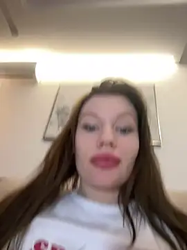 Snapshot of justmila chatting on 9, 2, 2025 justmila online show from 9, 2, 2025