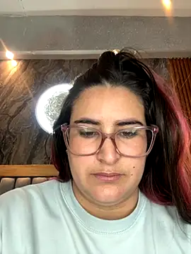 BellaPeers  online show from 28, 10, 2025