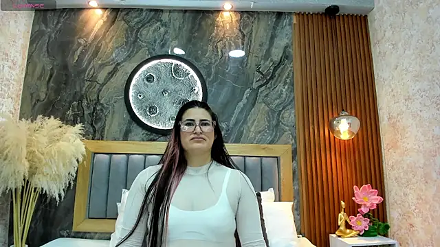 BellaPeers  online show from 25, 4, 2026