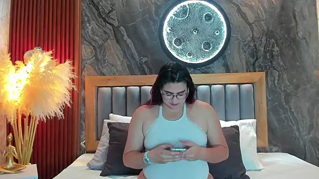 BellaPeers  online show from 14, 11, 2025