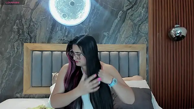 BellaPeers  online show from 25, 10, 2025