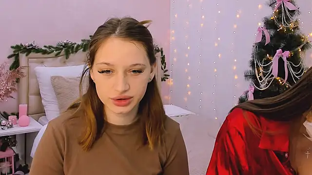 Snapshot of queenofjoyy chatting on 19, 12, 2024 queenofjoyy online show from 19, 12, 2024